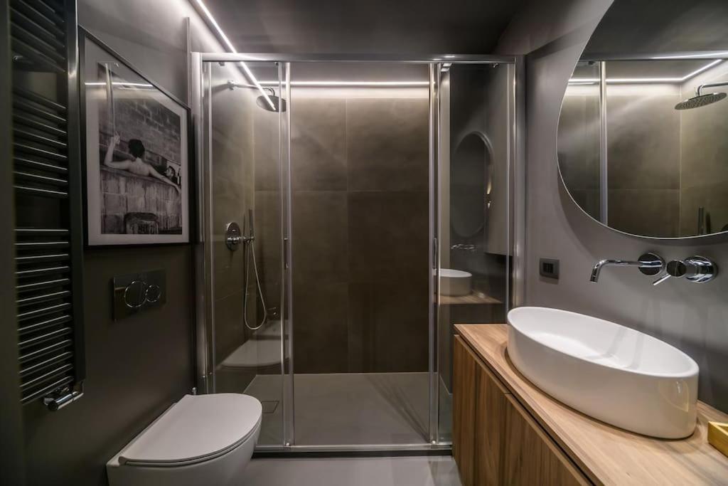 Eleven Luxury Suite - Dimora Affrescata Del '500 A Pochi Passi Dall'Acquario Gênes Extérieur photo